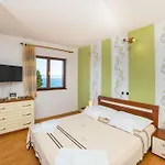 Mande Apartamento Brist