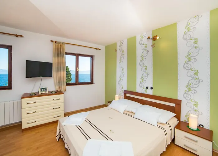 Mande Apartamento Brist